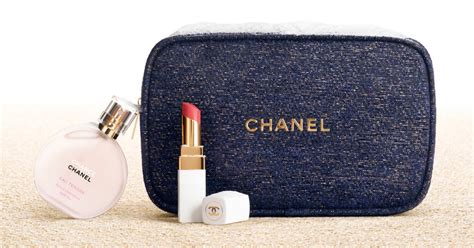 chanel クリスマスコフレ ポーチ|【クリスマスコフレ2024“ポーチ付き”セットまとめ】ツイードや .